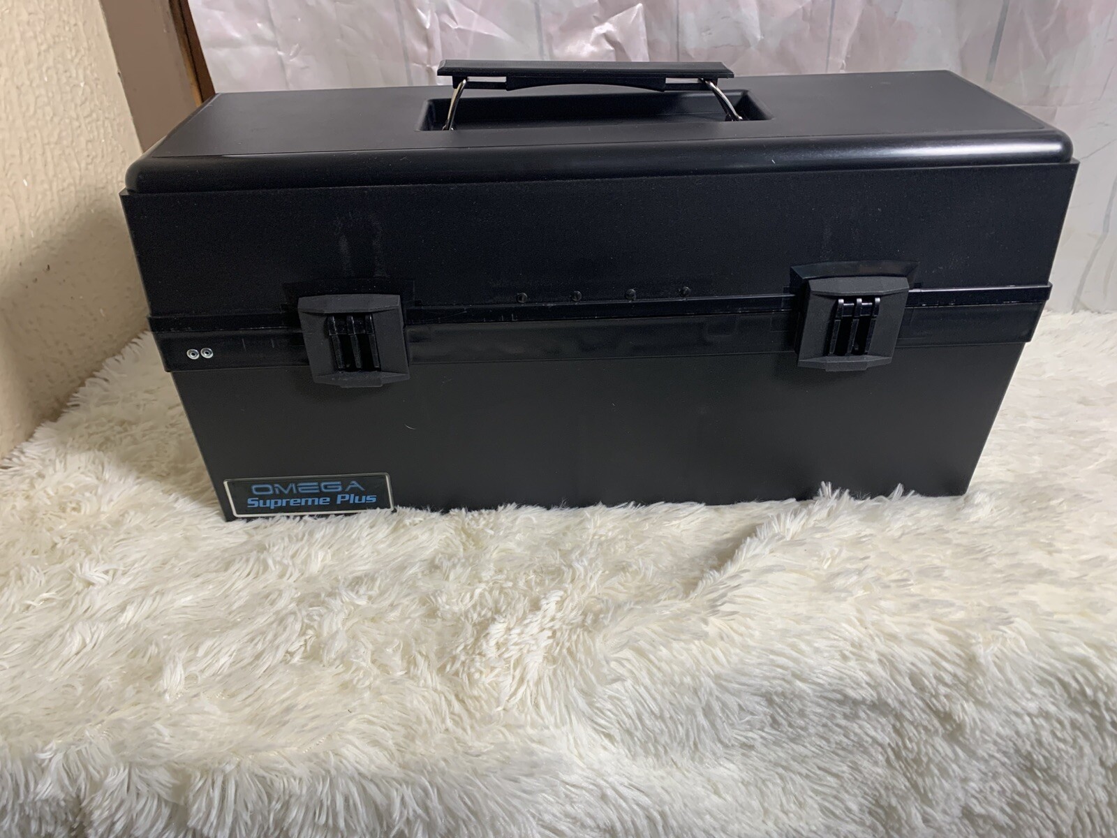 New in box. Open box. Omega Supreme Plus Series Vacuum.