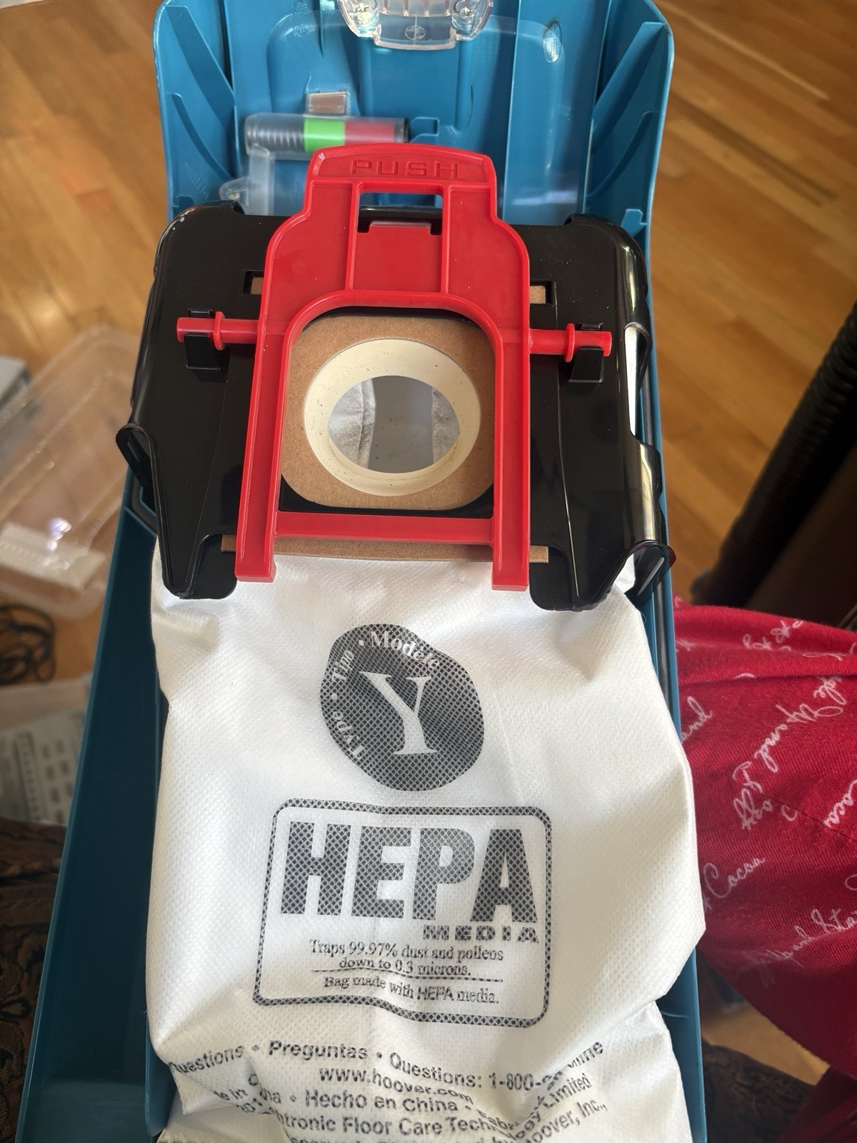 Hoover WindTunnel Tempo Vacuum – Upright Bagged -UH30301 in Miami.
