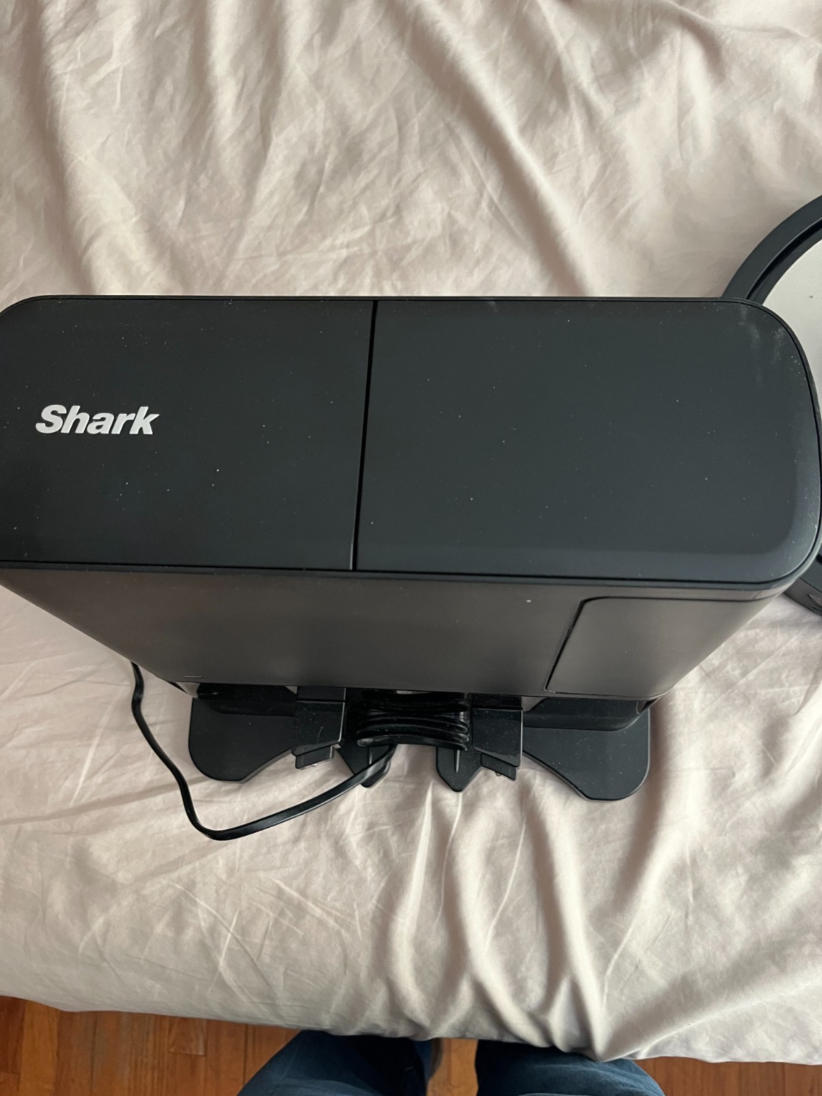 Shark AI Ultra 2in1 Robot Vacuum and Mop – Black (AV2610WA)