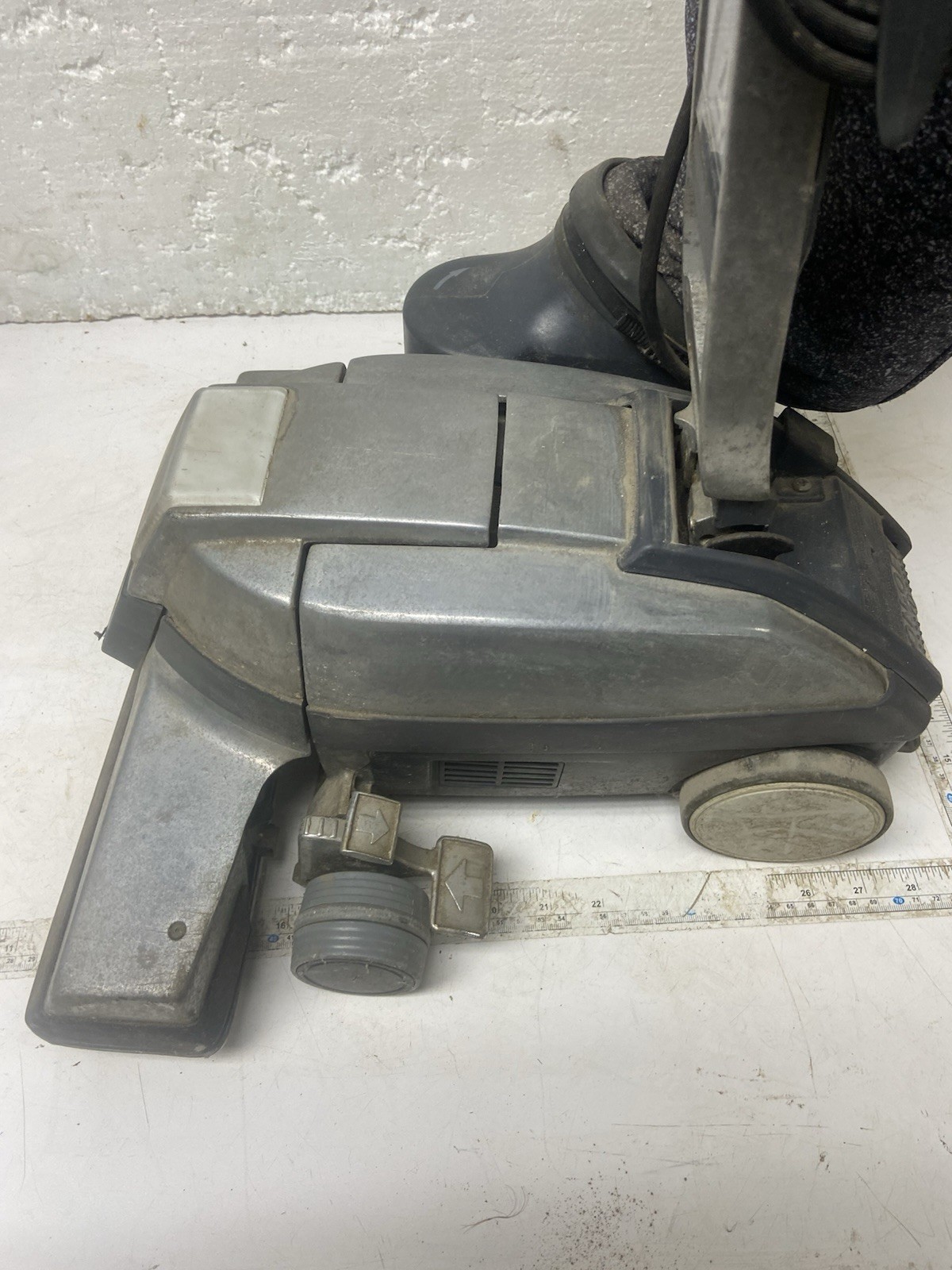 Kirby G4D Vacuum Cleaner 80th Anniversary Edition Tested/ Works Perfectly