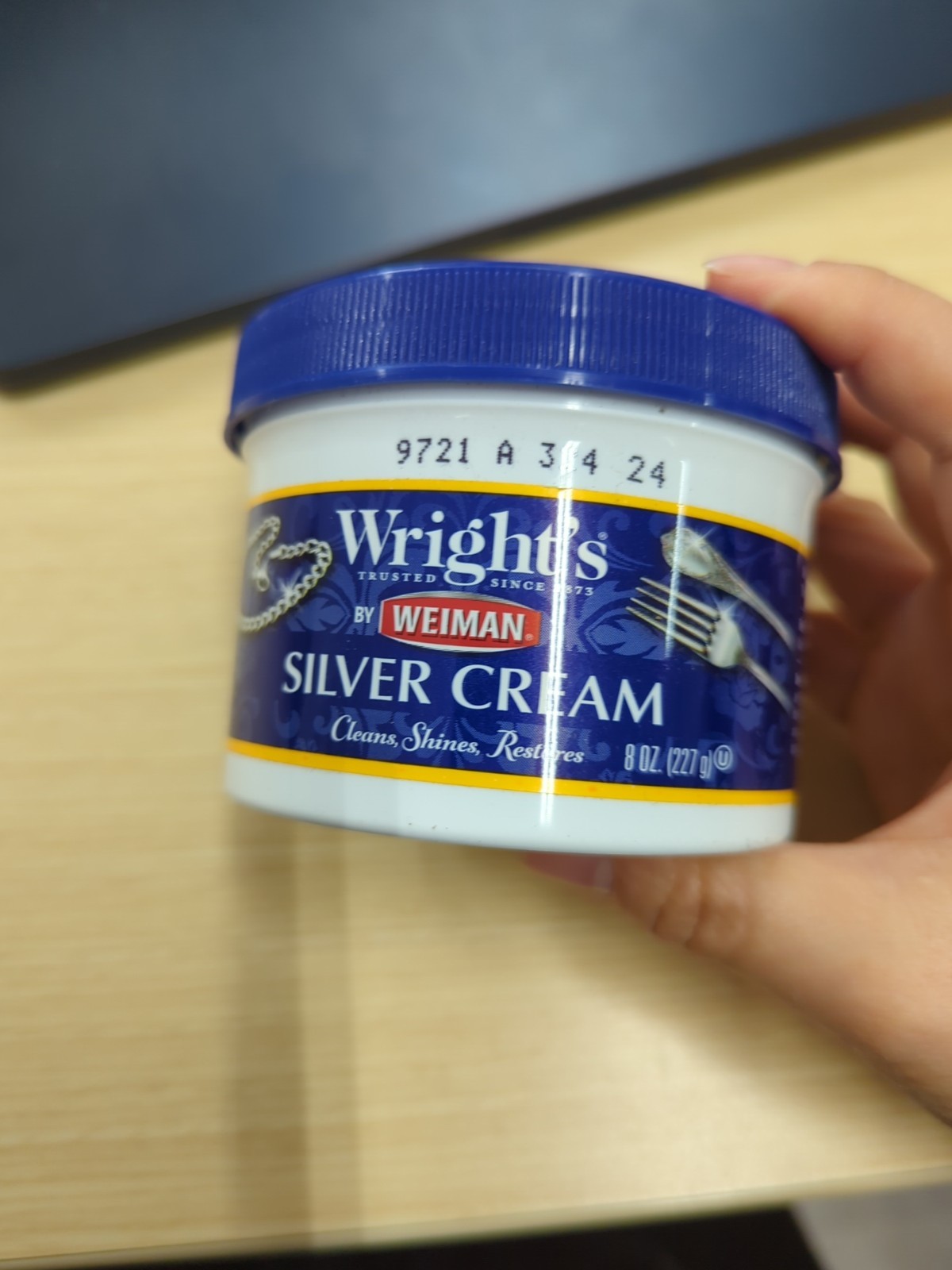 Wright’s 8oz Silver Polishing Cream for Jewelry (014)