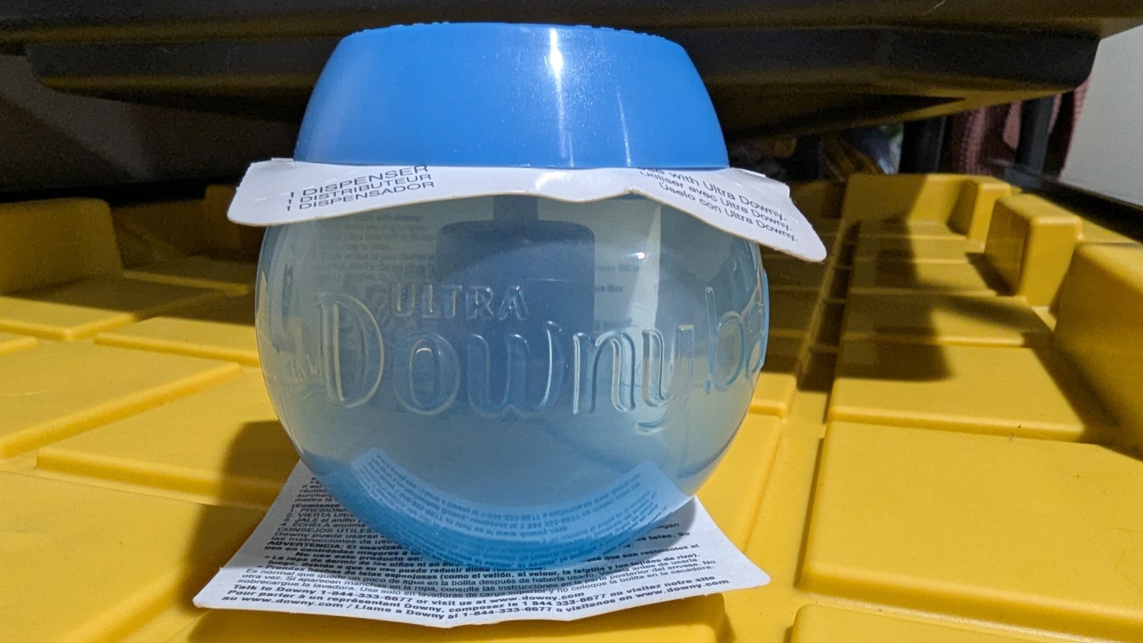 DOWNY BALL Liquid Fabric Softener Dispenser Blue Ultra downey TOP LOADER NWT