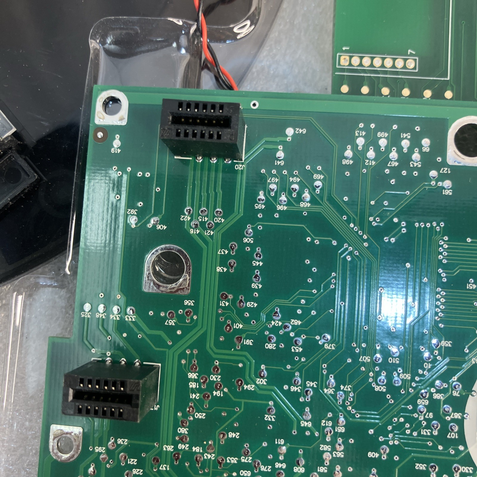 iRobot Roomba 805 Robotic Vacuum part, Circuit Board, All Sensors & Connections