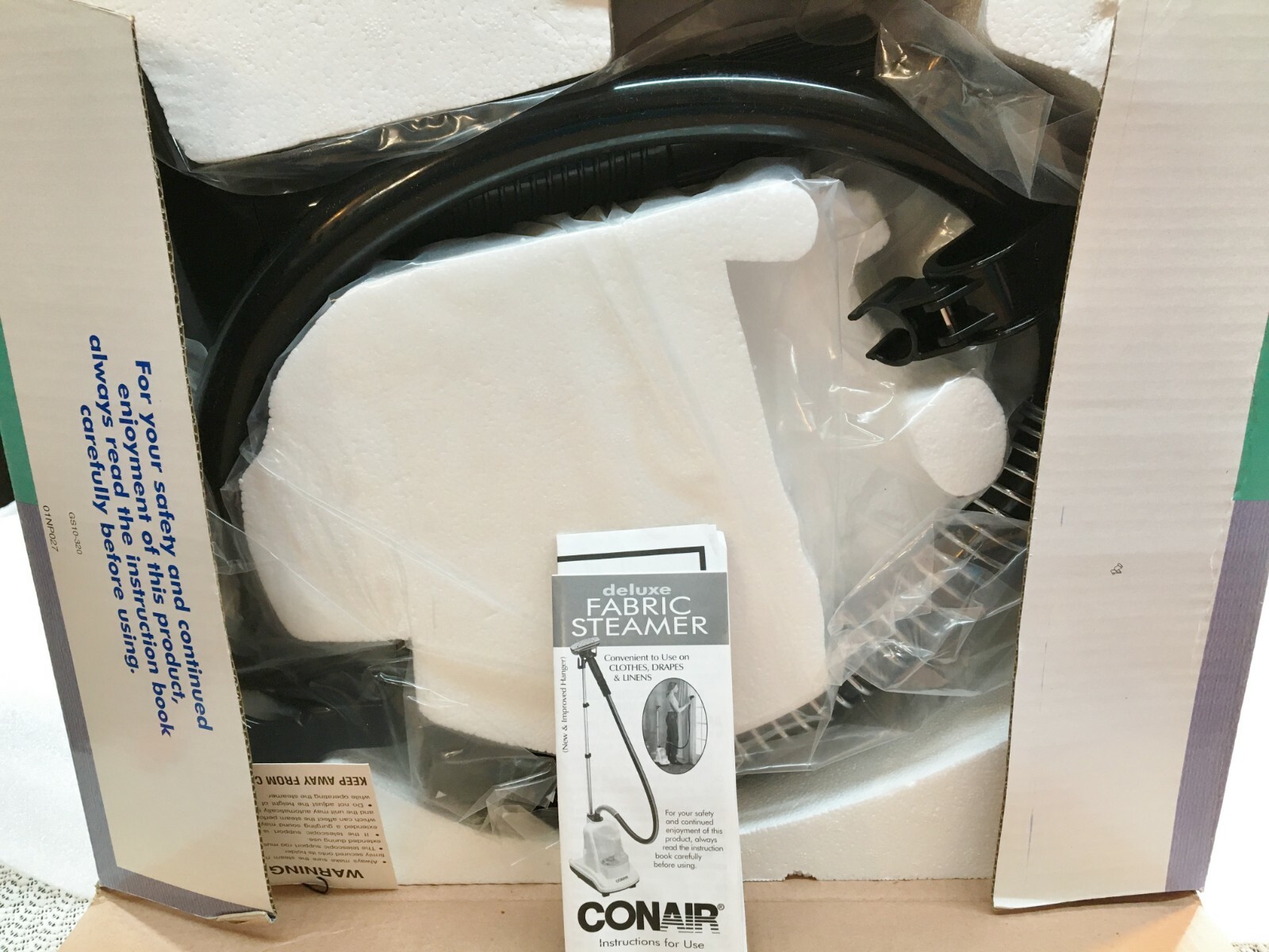 New Conair GS10 Deluxe Fabric Steamer w/Telescopic Pole 1300W Clothes Drapes