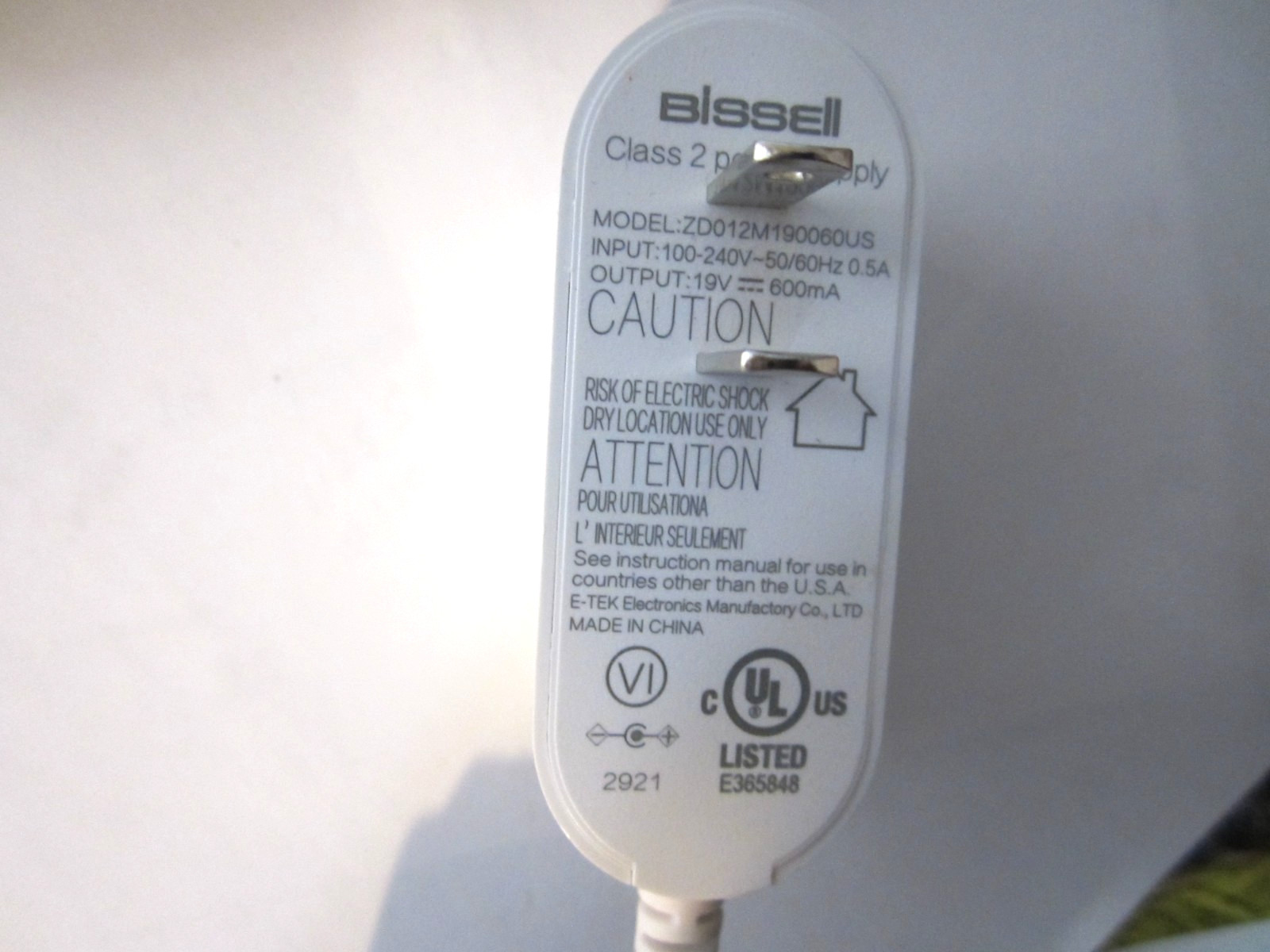 Genuine Bissell AC Adapter ZD012M190060US 19V 600mA Power Supply Charger