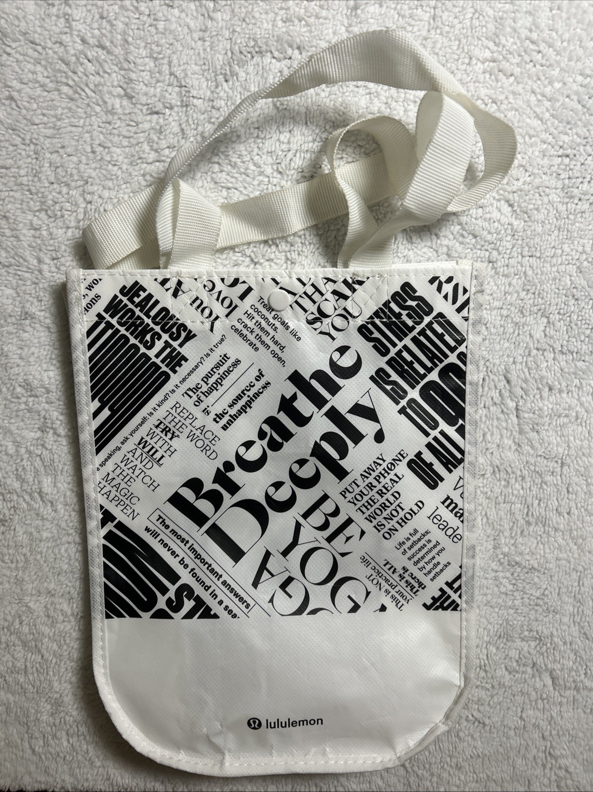 Lululemon Reusable Plastic Shopping Bags Lot of 4 Assorted Colors