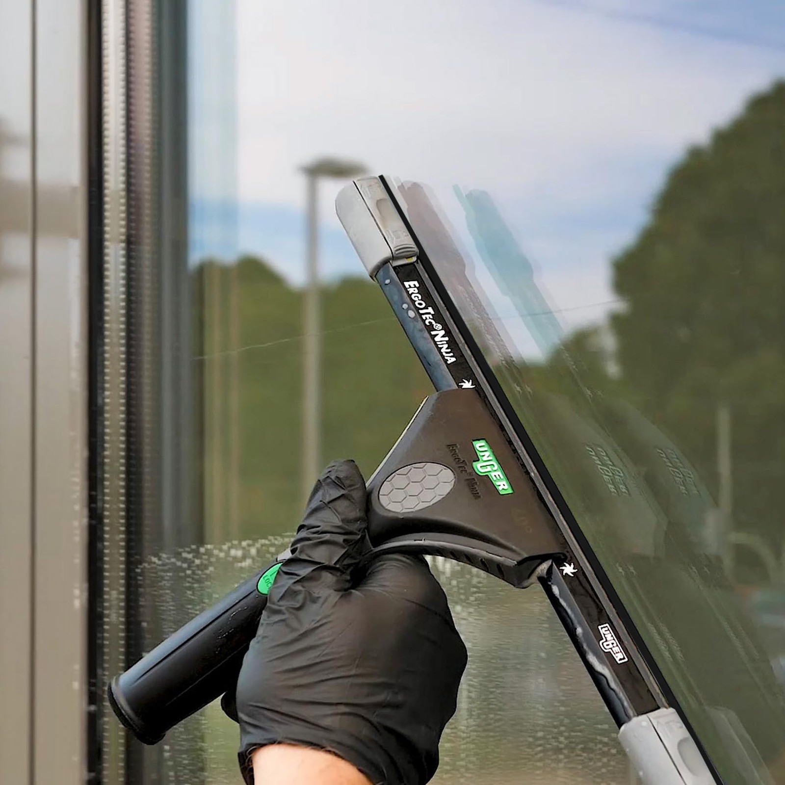 Window Cleaning Kit Squeegee Scrubber Microfiber Cloth Holder Professional 14 In