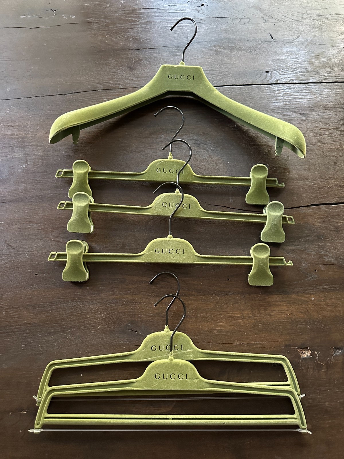 Gucci Adult Hanger Lot Of 6 Hangers Green Velvet Authentic