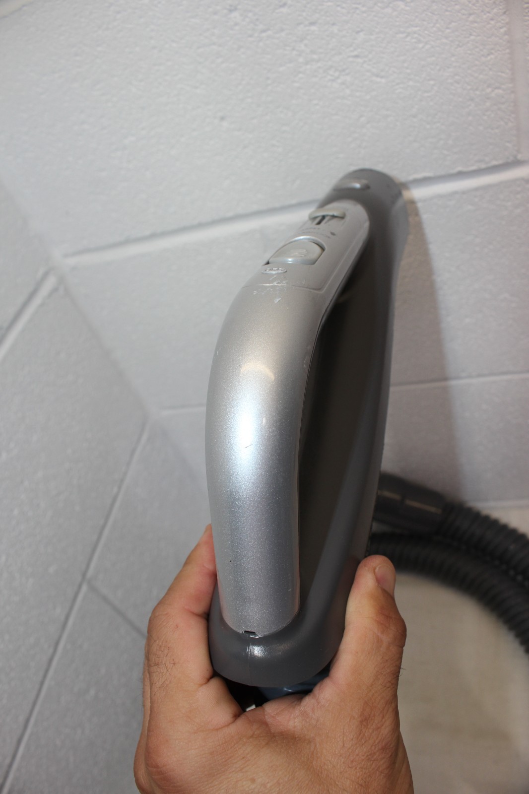 Kenmore Canister Vacuum Elite 800 Hose 3 Prong 2 Hole 116 Gray/Black WORKS euc!