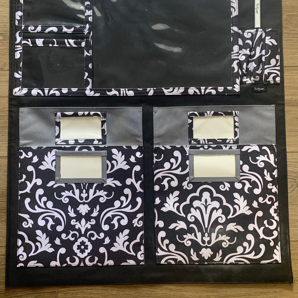 Thirty-One Wall Organizer Hanging Command Center Black White Damask Print 2 lbs