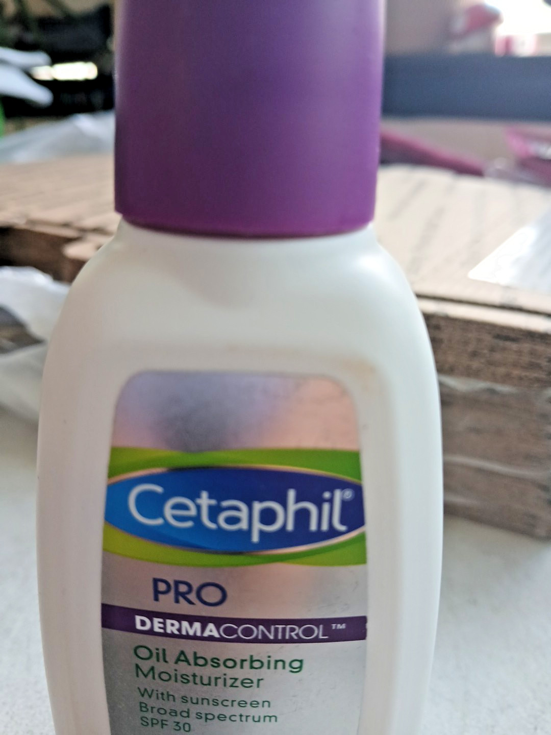 Cetaphil DermaControl Oil Absorbing Moisturizer with SPF 30 4 fl oz – 4 fl oz (