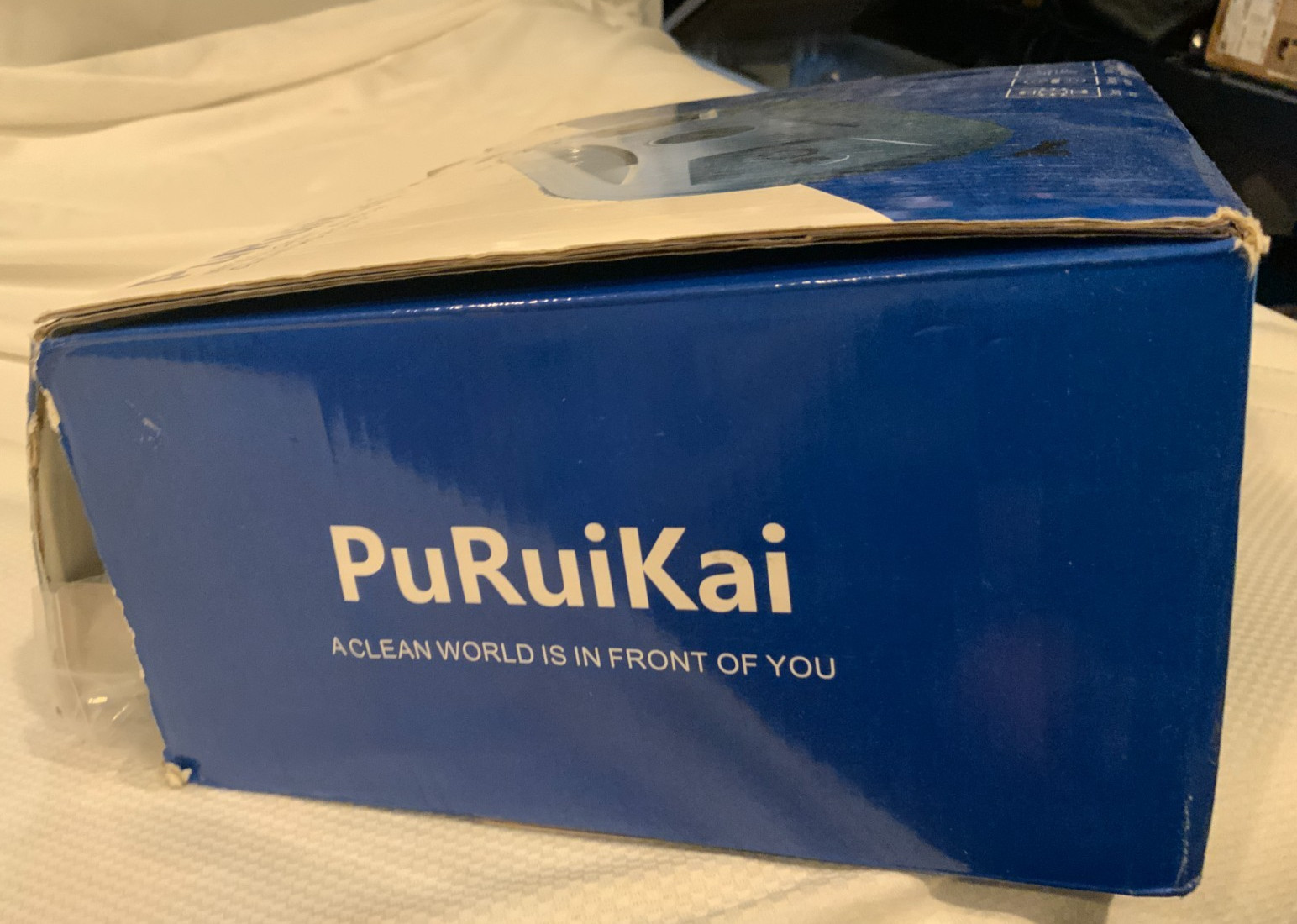 Puruikai Intelligent Window Cleaning Robot, Model# UPB-008COR02, NEW WITH BOX
