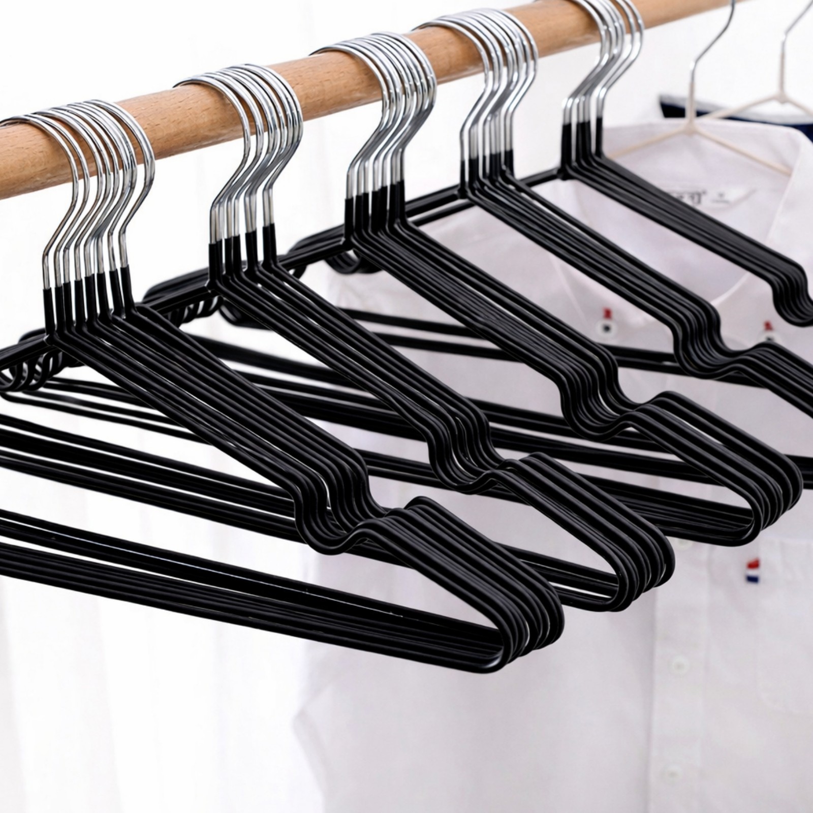 20-80Pcs Metal Wire Clothes Hangers 16″ Space Saving Shirt Coat Hanger Non-Slip