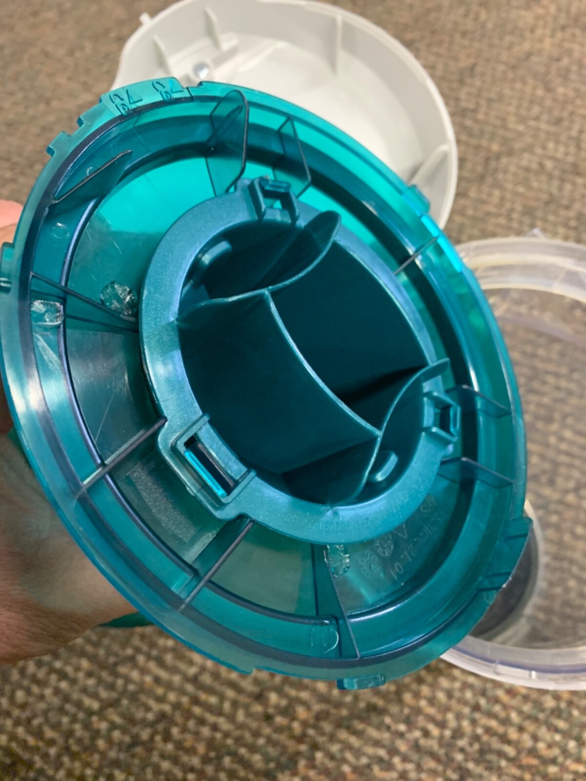 Genuine Kenmore Allergen Seal DU2012 Bagless Upright Vacuum Cleaner dirt cup bin