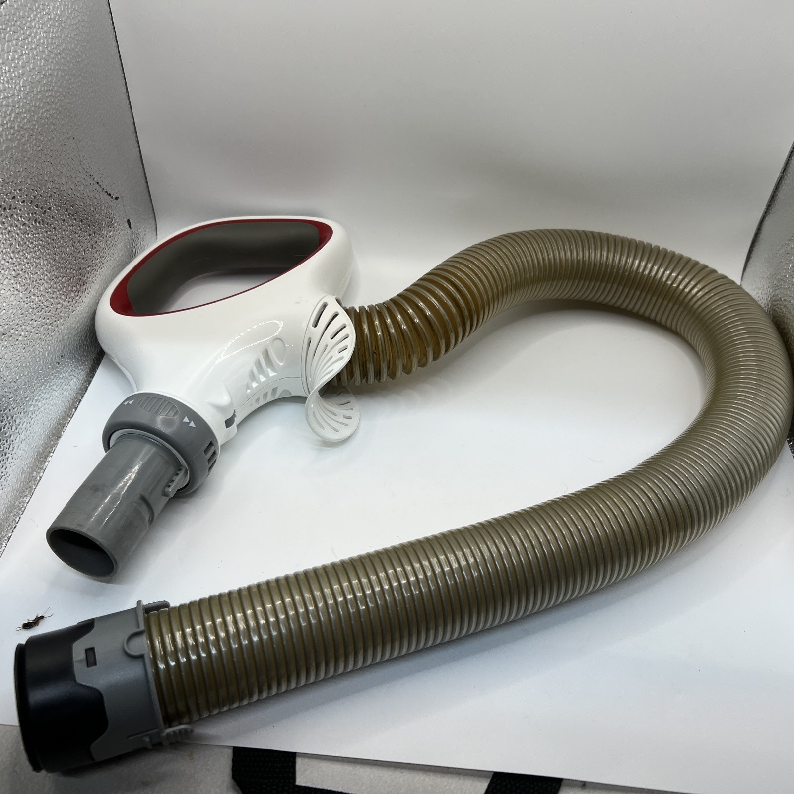 OEM Shark NV501 Hose Handle – Red – Excellent & Cleaned Replacement