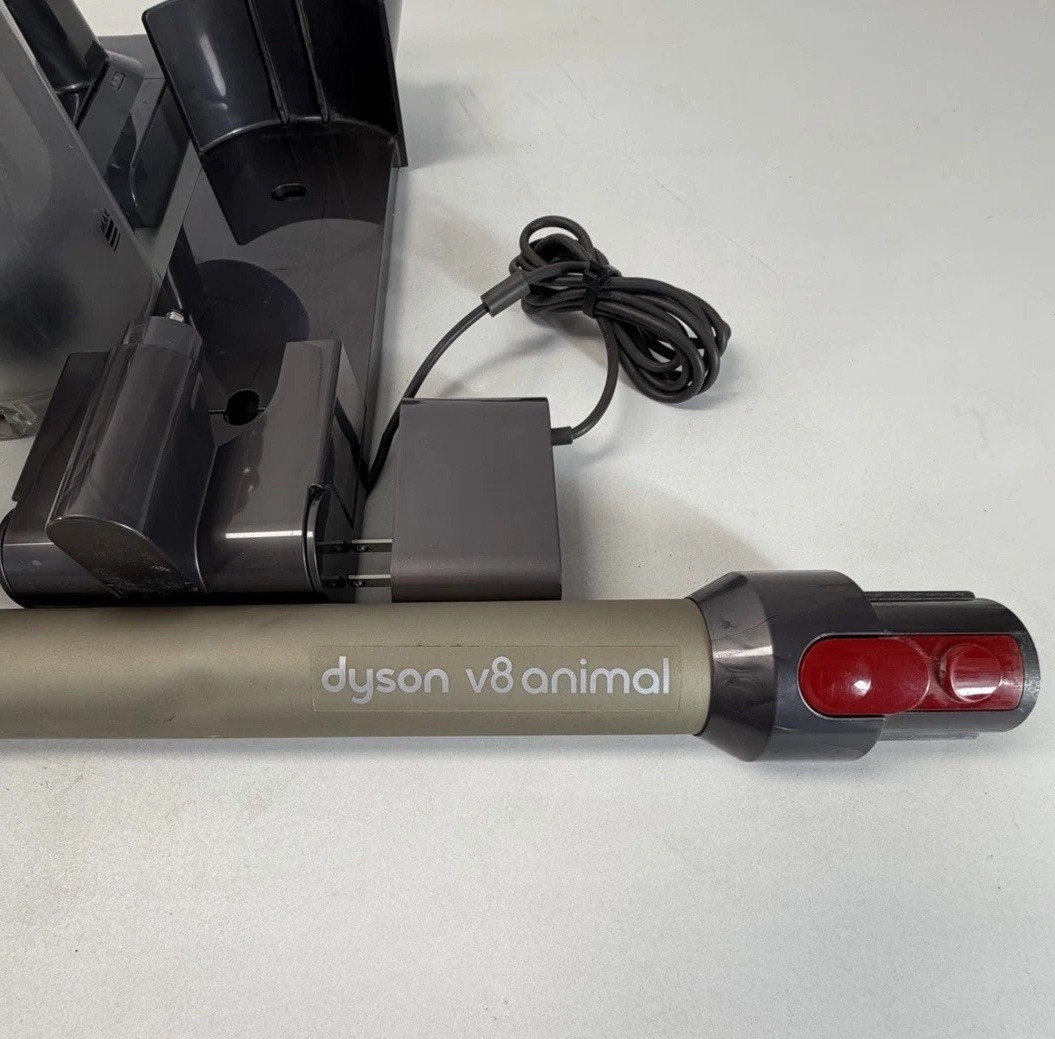 Dyson V8 115W Animal Cordless Stick Vacuum Cleaner – Purple