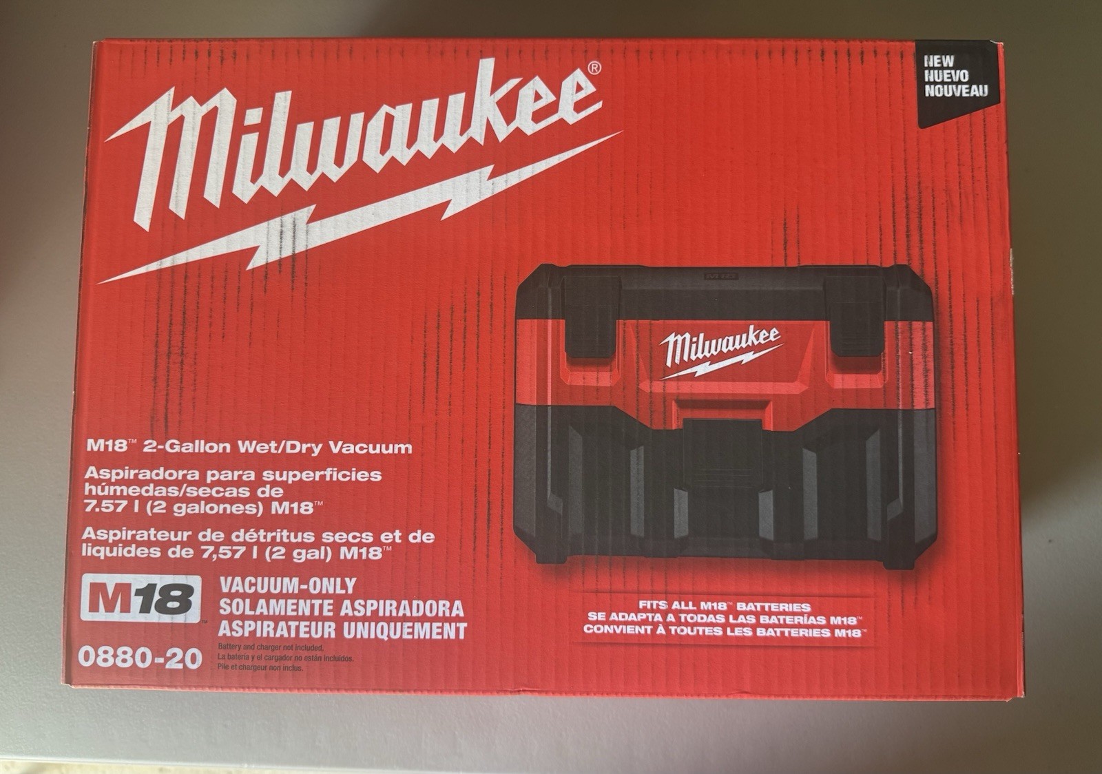Milwaukee M18 18 Volt Cordless 2 gal Wet/Dry Vacuum 0880-20 Tool Only