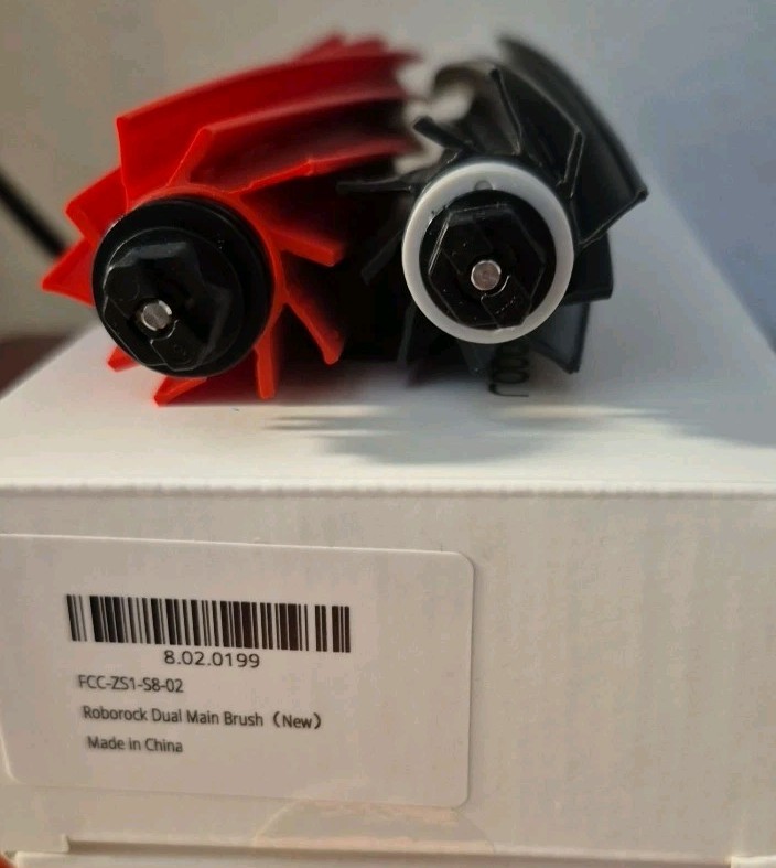 Z ROBOROCK DUOROLLER BRUSH FOR ROBOTIC VACUUMS RED / GREY See Photos New!!