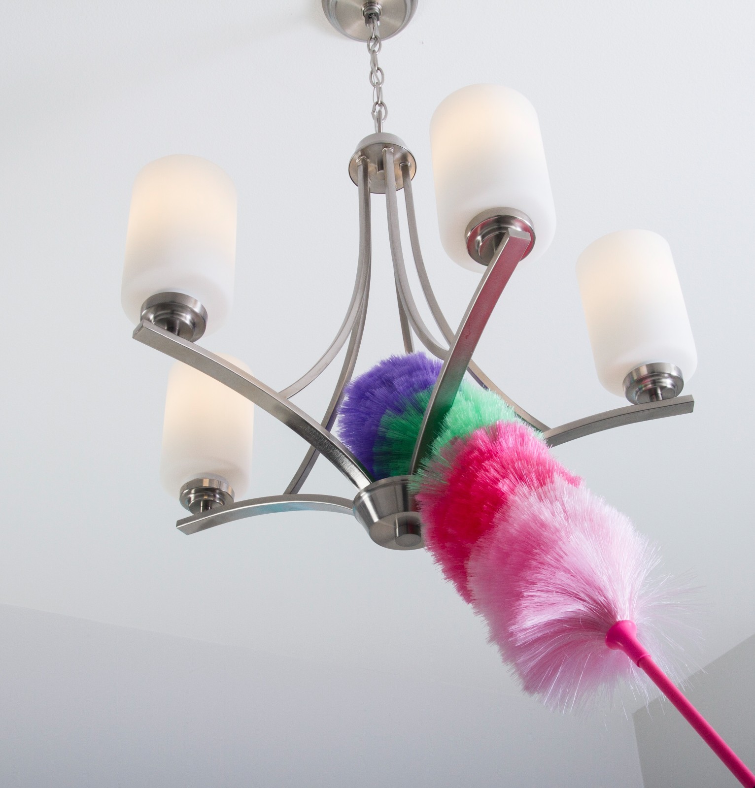 Kitchen + Home Large Static Duster – 27″ Washable Synthetic Feather Duster