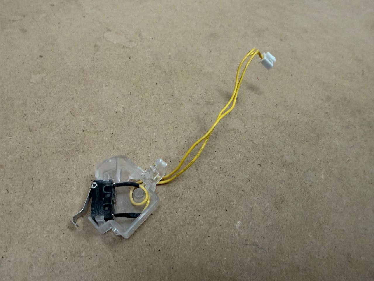 Shark Vacuum DuoClean AZ4002 AZ2002 Microswitch OEM Replacement Part