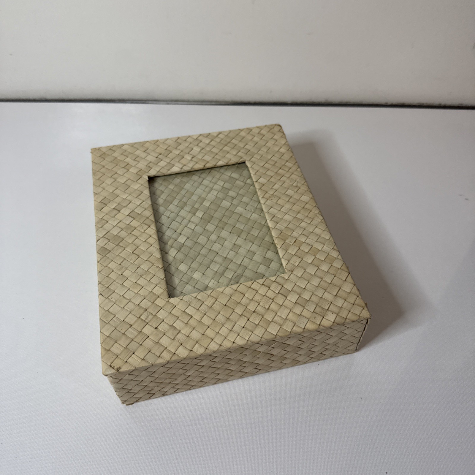 Natural Woven Straw Storage Box – Boho Handwoven Keepsake Gift Box