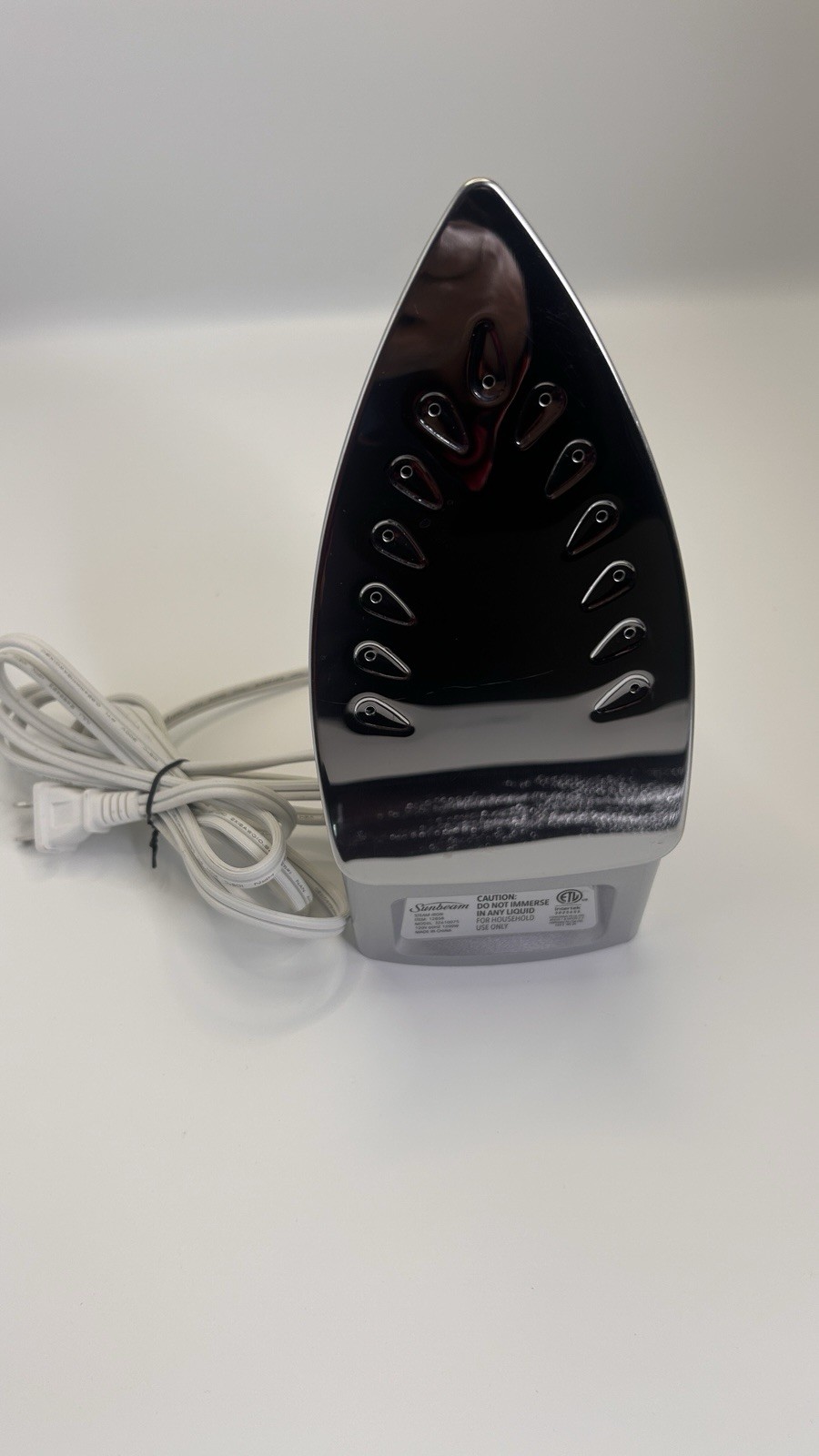 Sunbeam Compact Steam Iron 1200W 200mL Stainless Soleplate Shot of Steam