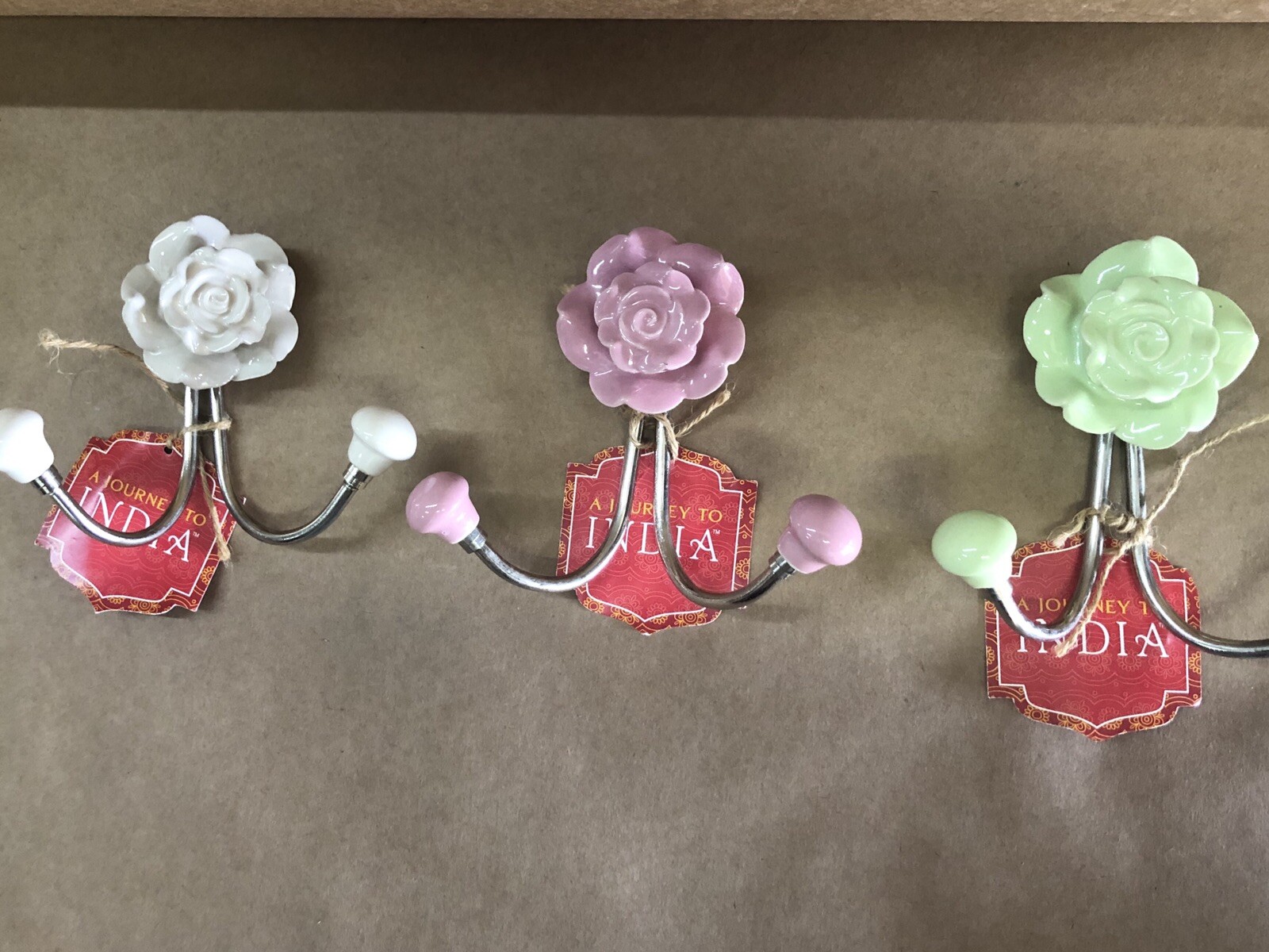 Flower Double Cloth Hanger Set Of 3 White/pink/green (See Pictures) last Item
