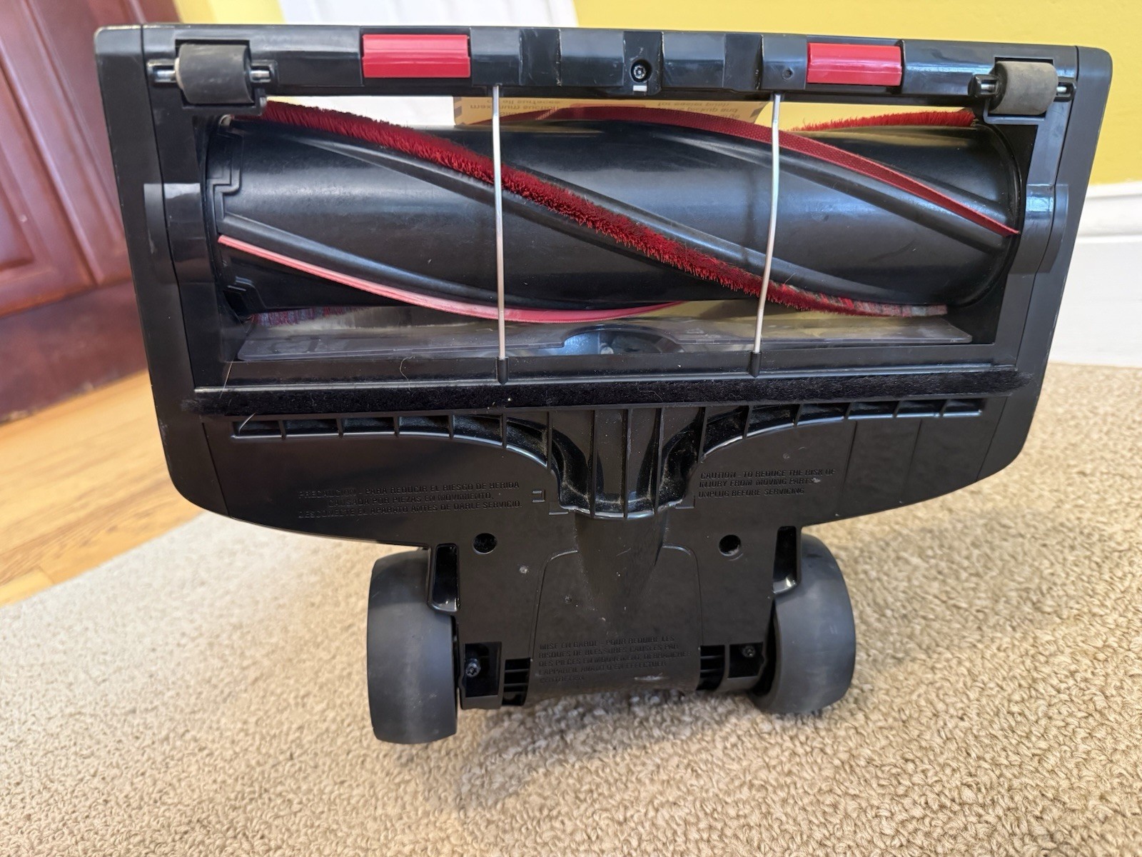 Hoover WIndtunnel Tangle Free Vacuum Cleaner W/Attachment ~ Model UH77100V