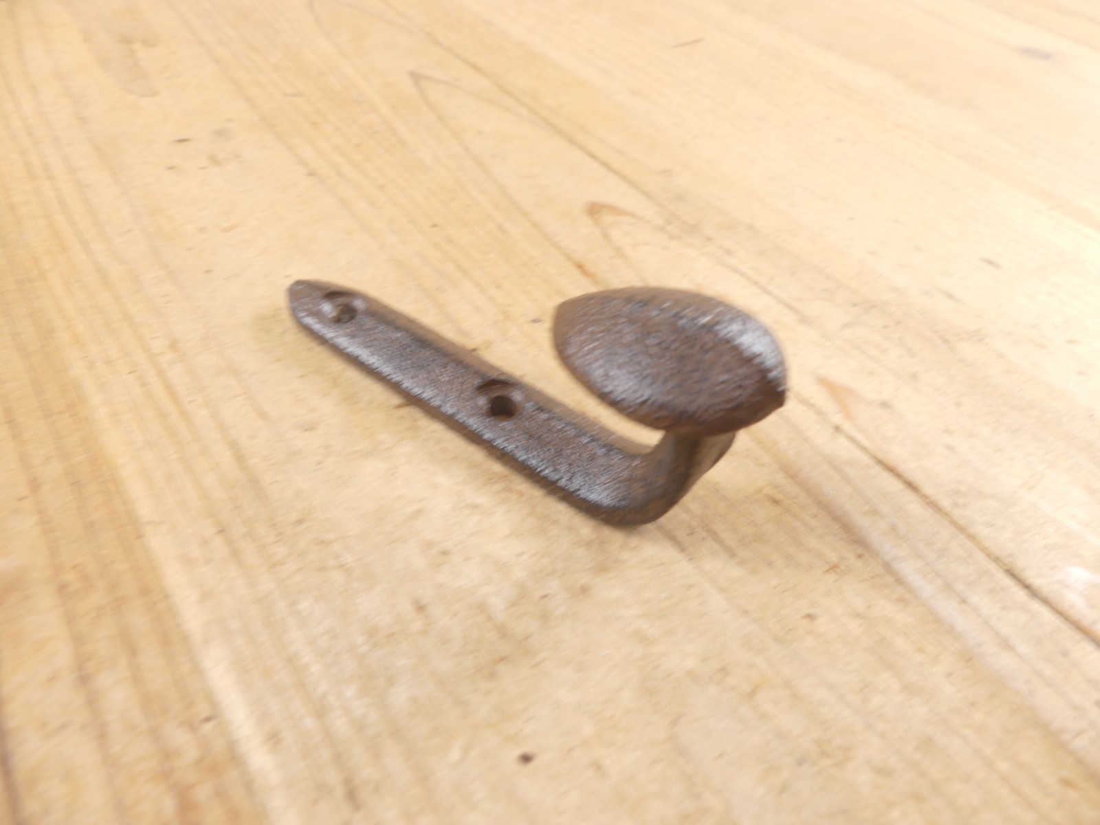 10 Rustic Coat Hooks Cast Iron Wall Mount Hat Hook Towel Railroad Spikes Bath