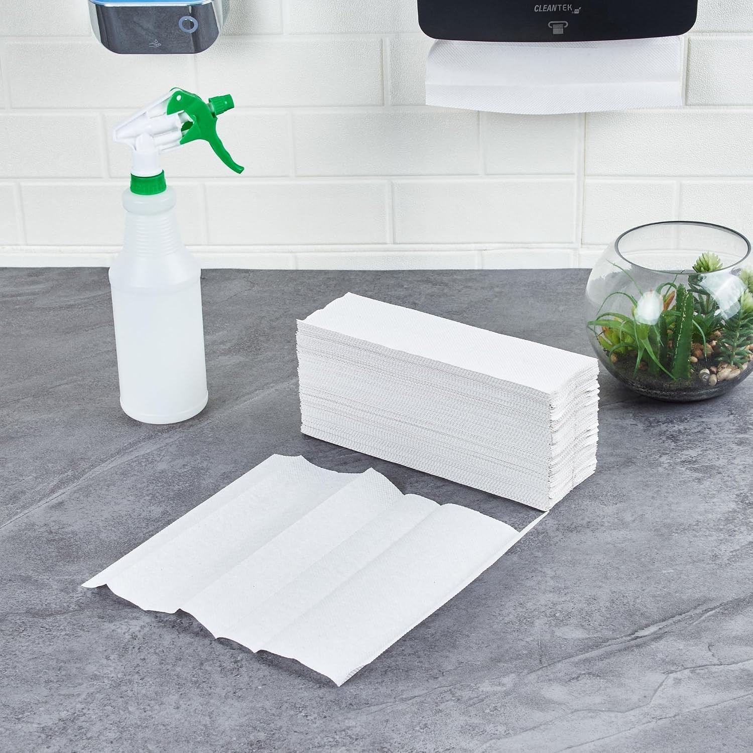 Commercial C Fold Paper Towels White 200 Count Embossed Restaurantware
