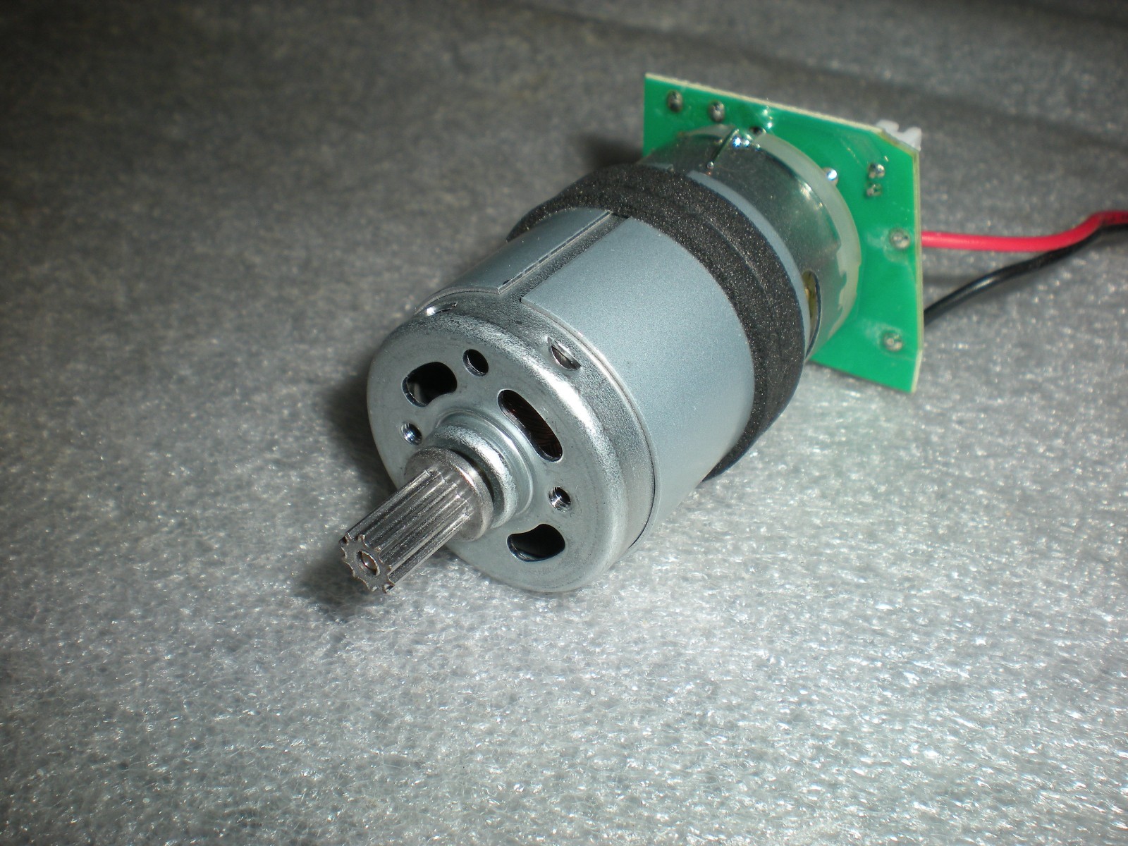 OEM Eureka ReactiClean NEC410BK Cordless Vacuum Power Head Roller Brush Motor