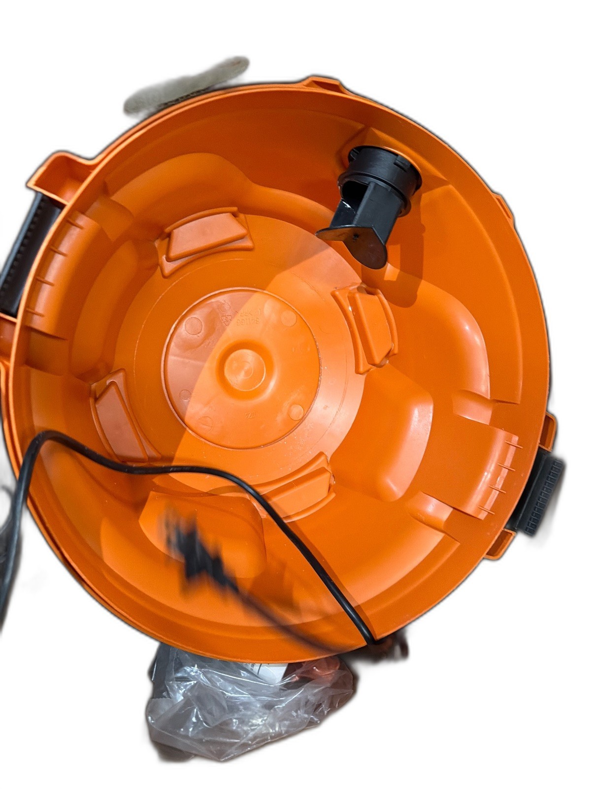 RIDGID 6 Gal. 3.5 HP NXT Shop Vacuum Wet Dry Vac with Filter, Hose, Attachments