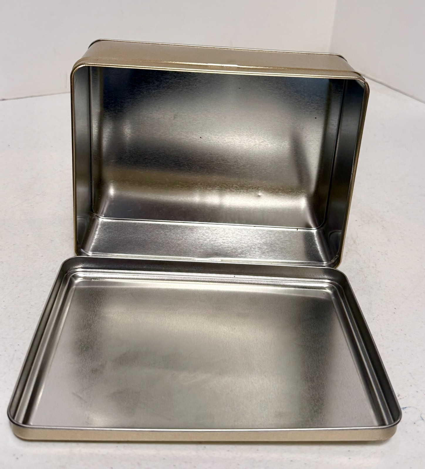 Silver metal/tin storage box W/Lid 2 pcs 8″x6″x3″