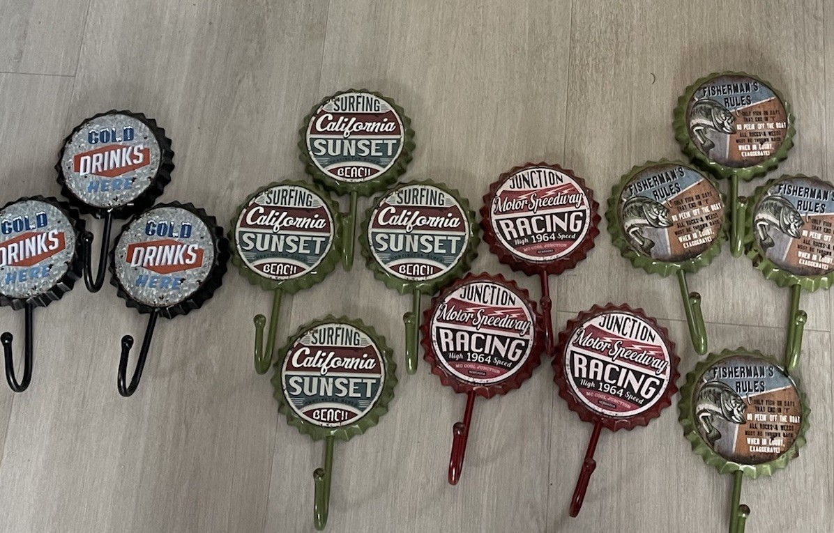 14 PC vintage-style metal bottle cap wall hooks Speedway Surfing Beer Fishing