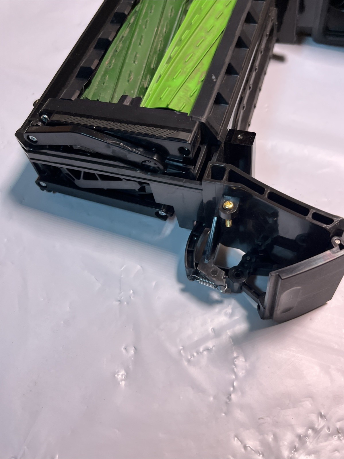 OEM Roomba Cleaning Head Module i3 i5 i6 i7 i8 J7 Baffled Improved 32 Hours Use
