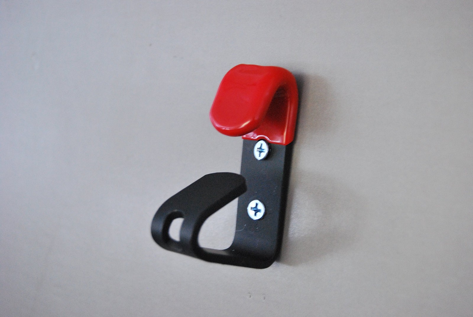 TOPNIKE Alloy Rim Display Hanging Hooks,Metal Wheel Hooks,Black and Red,Pack