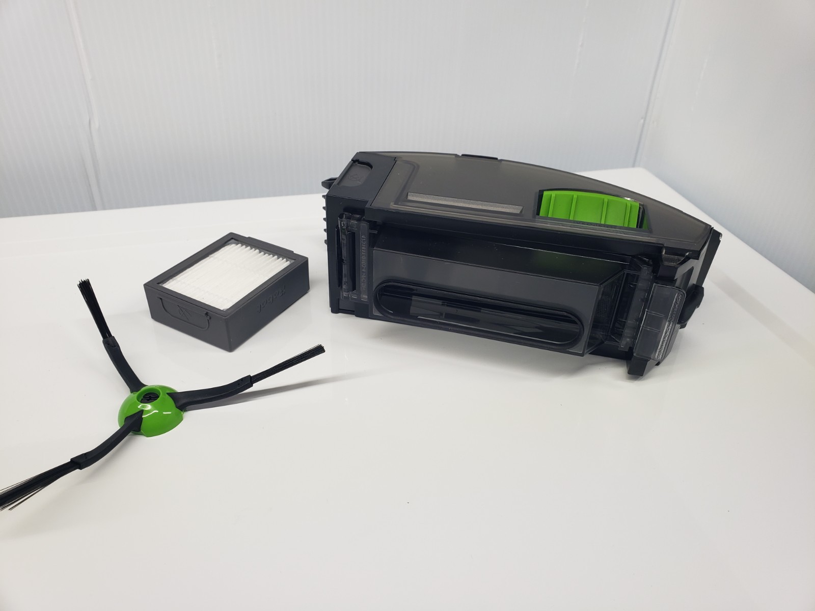 iRobot Roomba Clean Base Automatic Dirt Disposal Charger j5+ j6+ j7+ j8+with bin