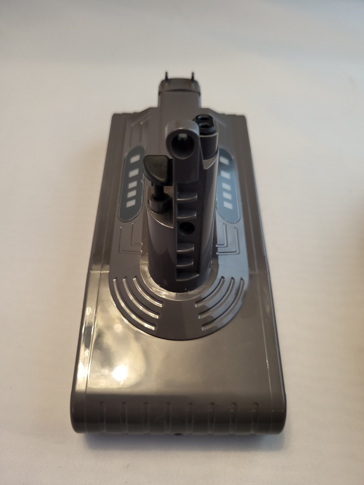 Dyson V10 Replacement Battery DYS-25.2(V10) 25.2V 7.0Ah 176Wh Gray