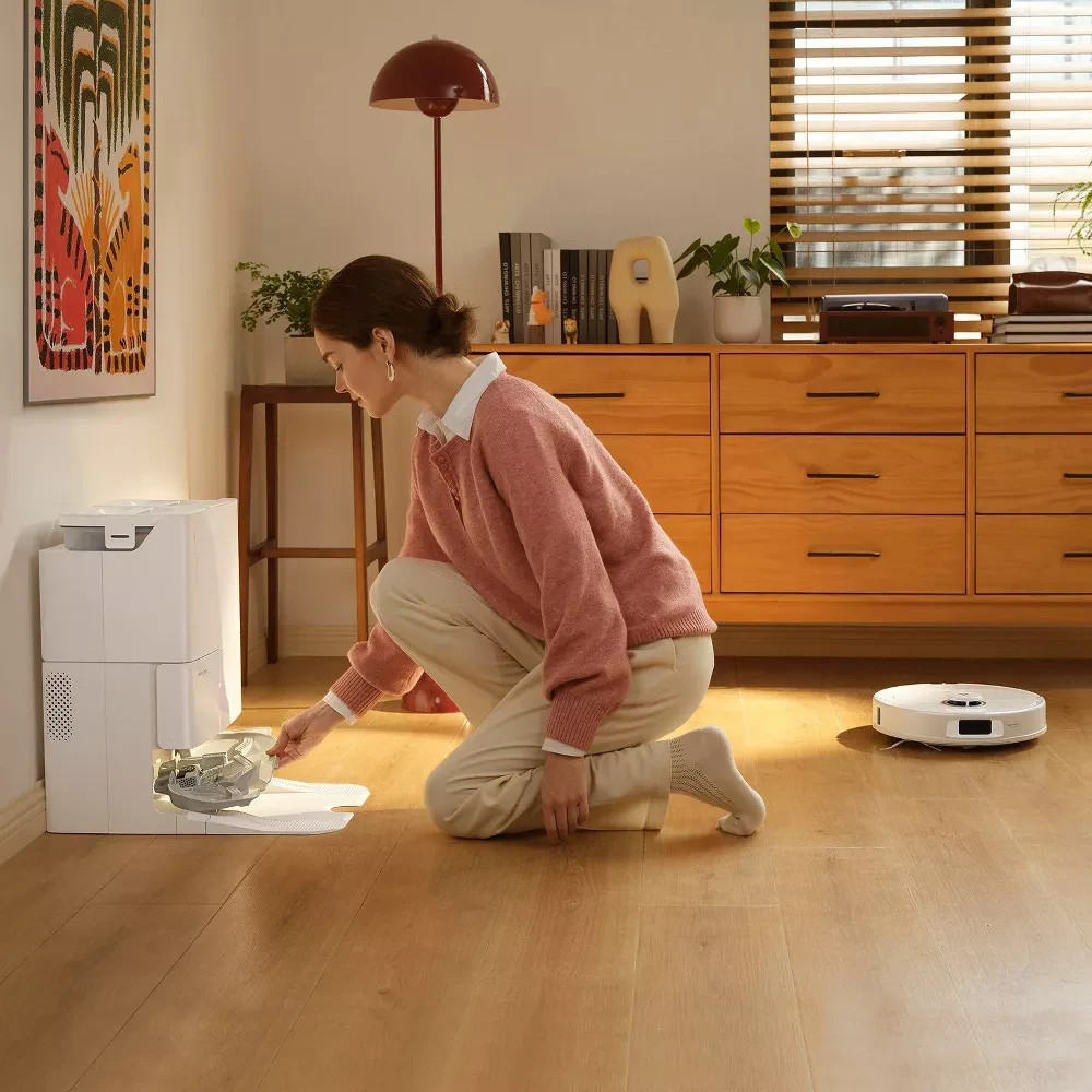 Roborock Qrevo Pro Wi-Fi Connected Robot Vacuum and Mop with FlexiArm Design Edg