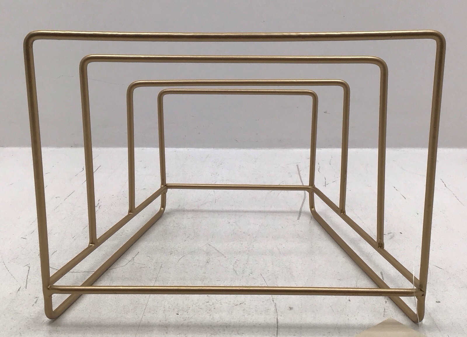 Square Metal Magazine Rack In Gold Finish – Small Defects