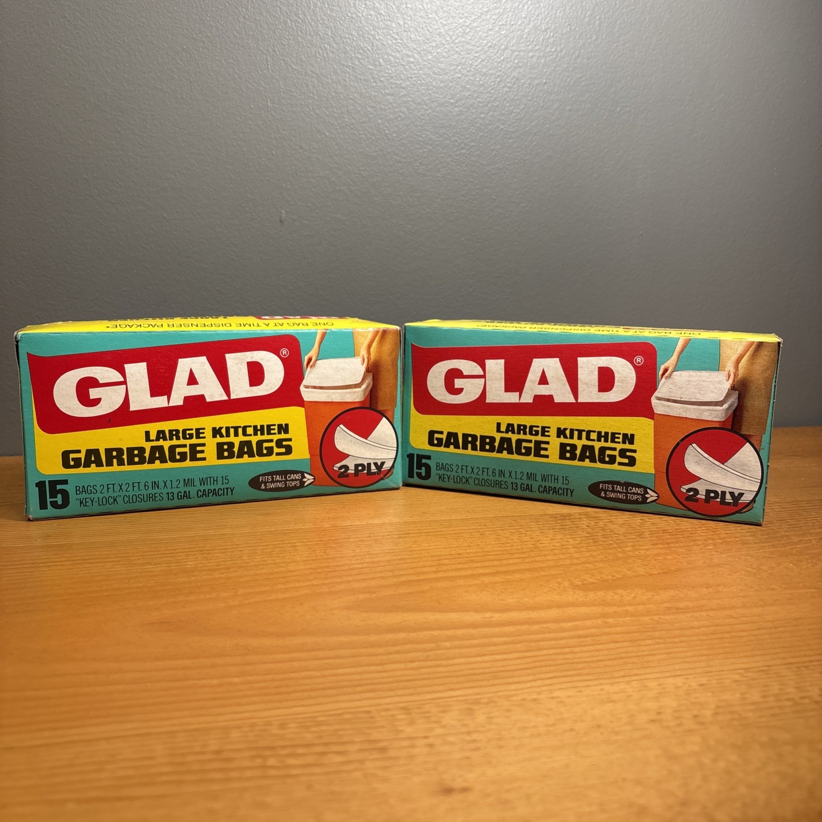 Vtg NOS Glad Large Kitchen Garbage Bags Trash 2-Ply Bags Set/2- 30 Total Bags