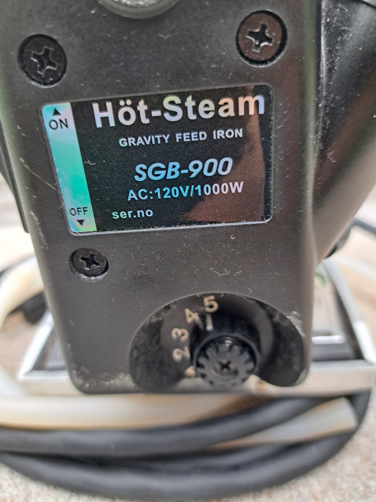 Hot-Steam SGB-900 120V/1000W Gravity Water Fed Iron Ceramic Hot Plate Cover