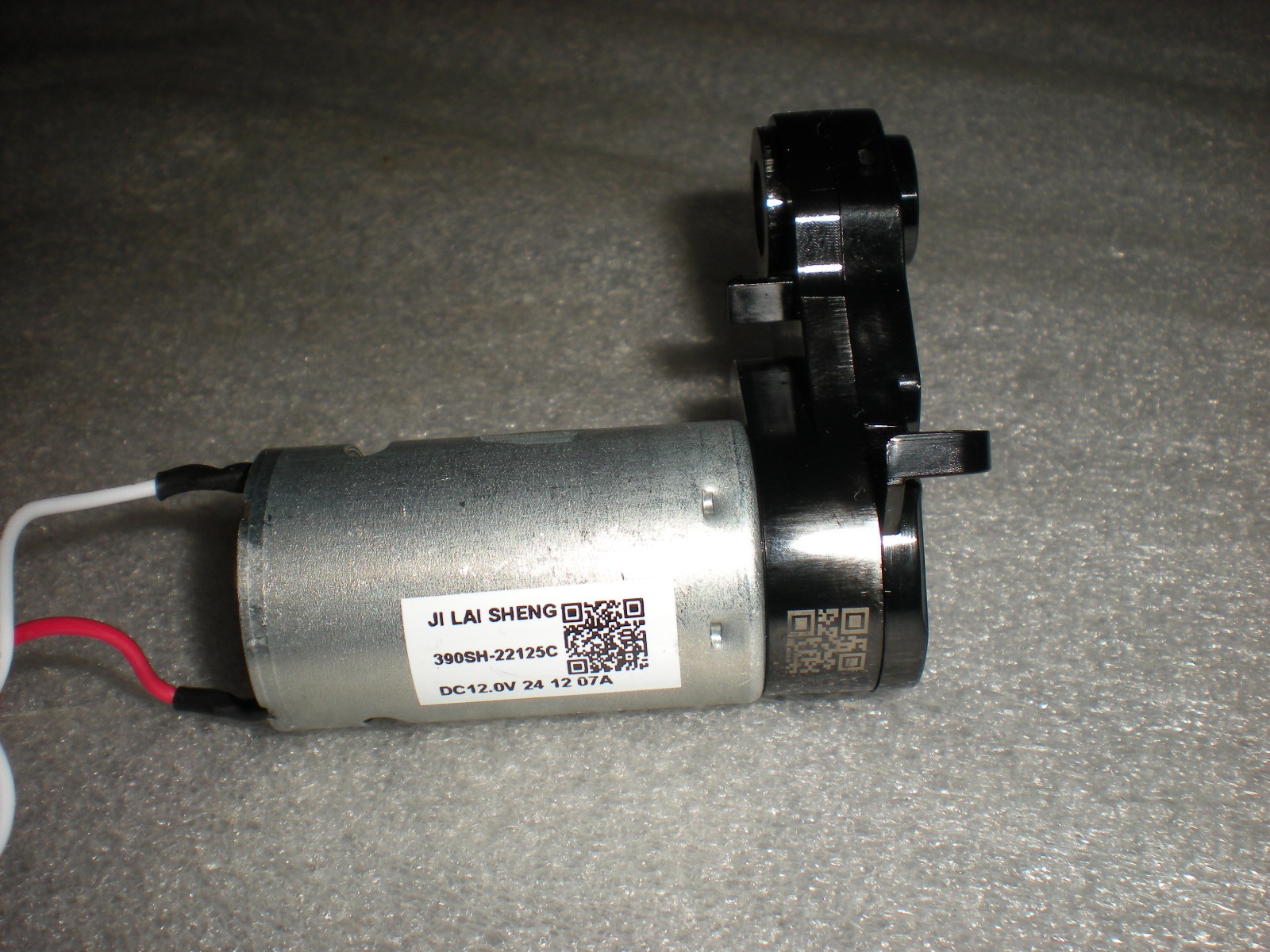 OEM iRobot Roomba 105 Combo Robot Vacuum & Mop Cleaning Head Roller Brush Motor