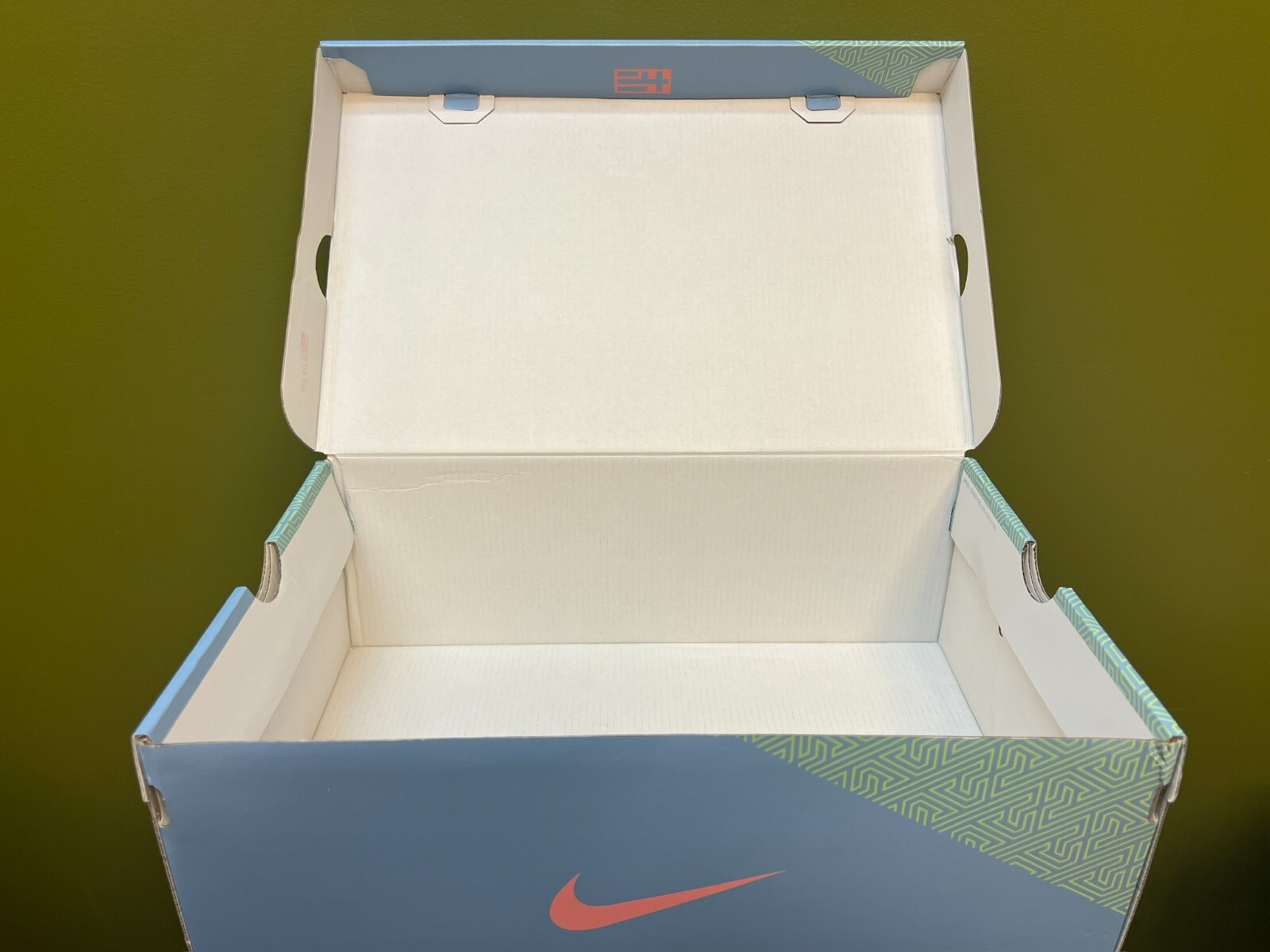 NIKE ZOOM FREAk 4 LIGHT BONE/MOON FOSSIL-SAIL Giannis Shoe Box ONLY! NO SHOES!