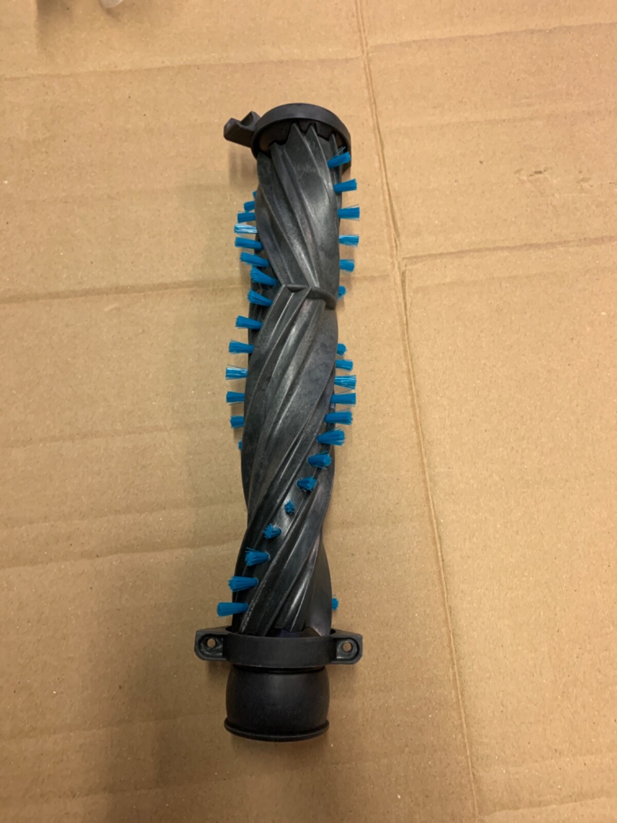 Kenmore bagless FeatherLite Vacuum DU1099 Brushroll Hair Eliminator 571027101