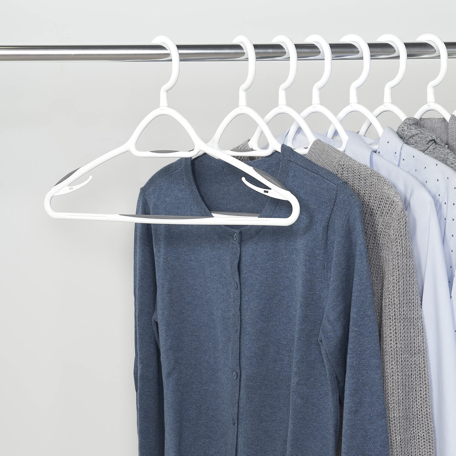 Set Of 5 Deluxe Non Slip Hangers By Space Saving Hangers For Clothes Pants Jac