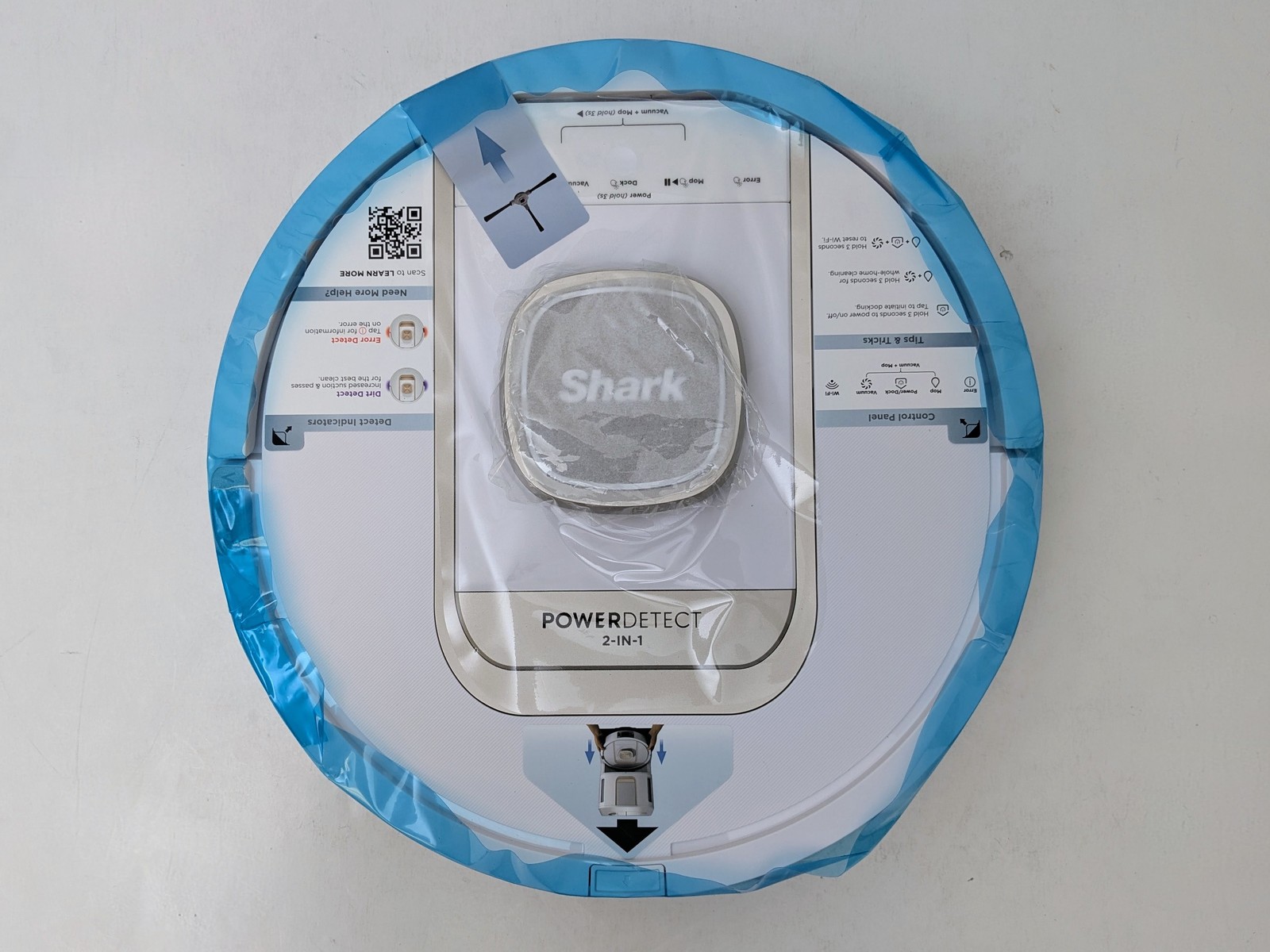 Shark – PowerDetect ThermaCharged Robot Vacuum & Mop with Heated Mop Cleaning