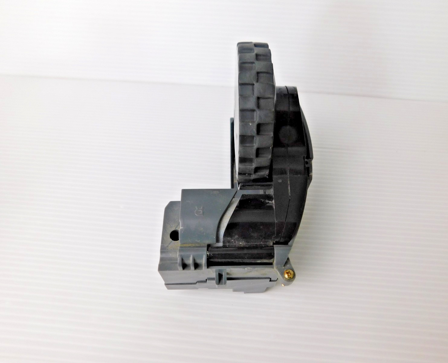 RIGHT WHEEL for iRobot Roomba 960 R960020 Vacuum Cleaner