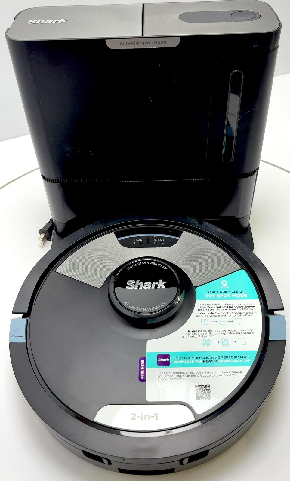Shark Matrix Plus Mop 2 In 1 Vacuum Self-Empty Robot w/HEPA Base RV2610WA