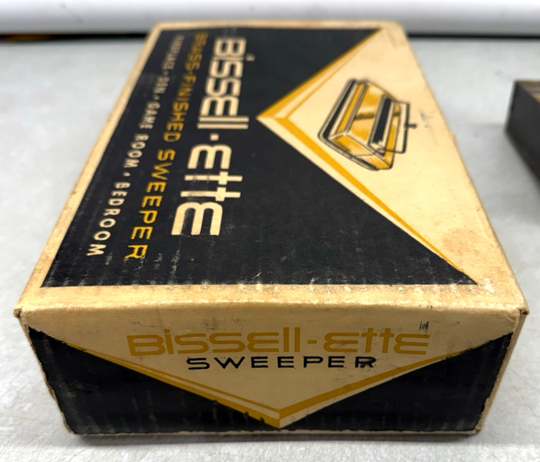 RARE Vintage Bissell-Ette Mid Century Modern Floor Carpet Sweeper MCM Decor Box